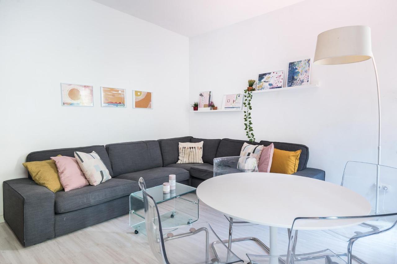 Spacious 3 Bed Apt In The Heart Of Sant Antoni Barcelona Exteriér fotografie