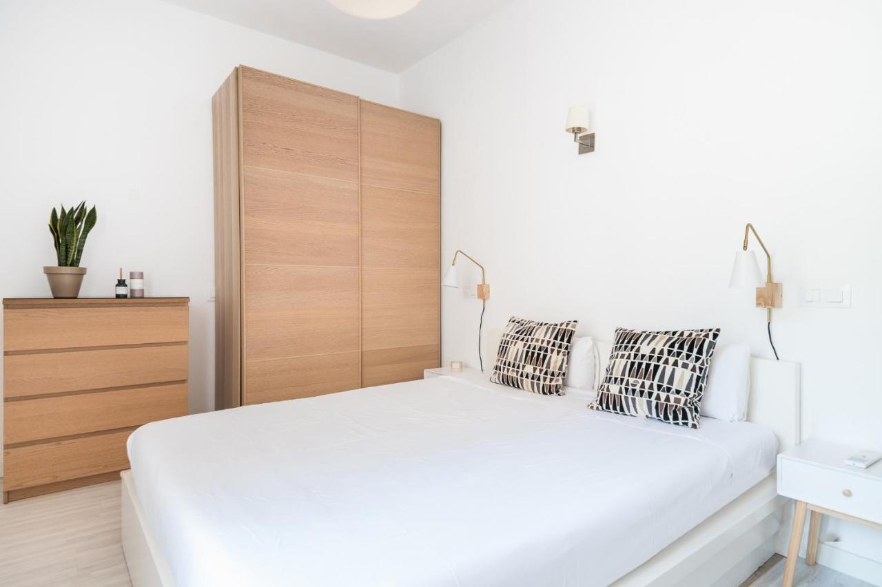 Spacious 3 Bed Apt In The Heart Of Sant Antoni Barcelona Exteriér fotografie