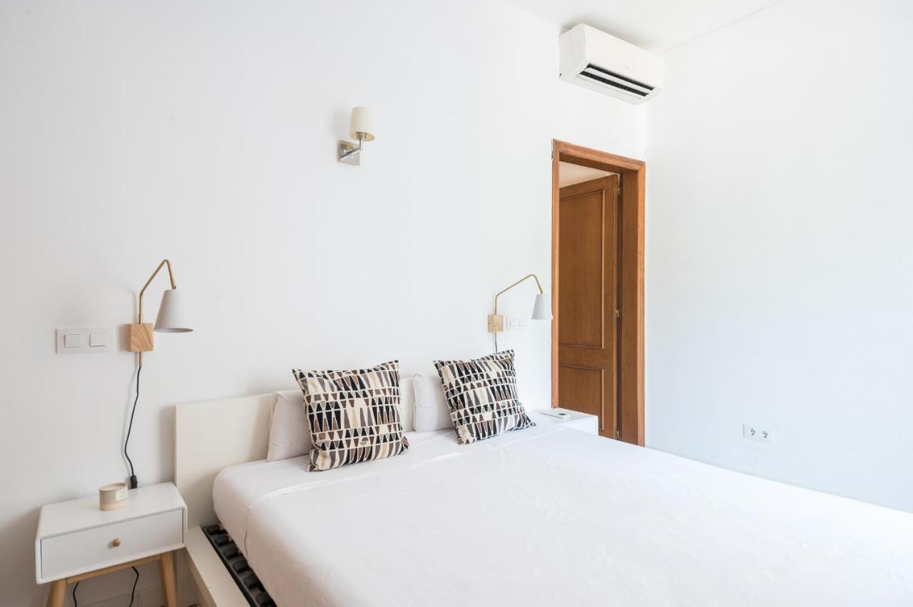 Spacious 3 Bed Apt In The Heart Of Sant Antoni Barcelona Exteriér fotografie