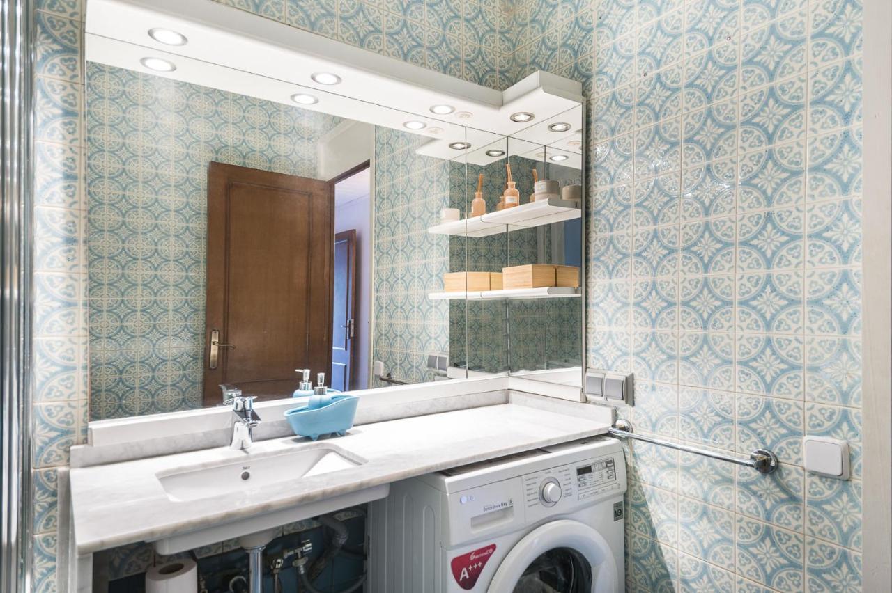 Spacious 3 Bed Apt In The Heart Of Sant Antoni Barcelona Exteriér fotografie